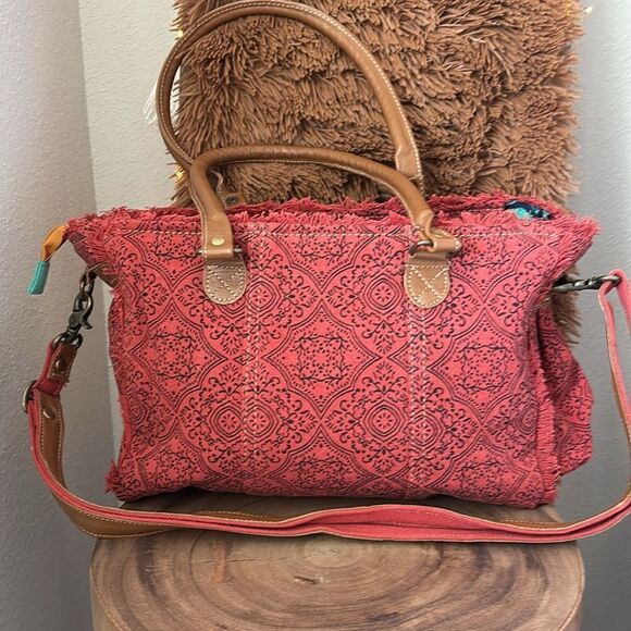 Myra Triple Fork Ranch Tote Bag - Picture 4 of 11